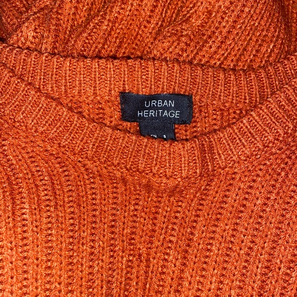 Urban Heritage orange cropped sweater in good condition. (Worn: 3+) - Picture 2 of 3